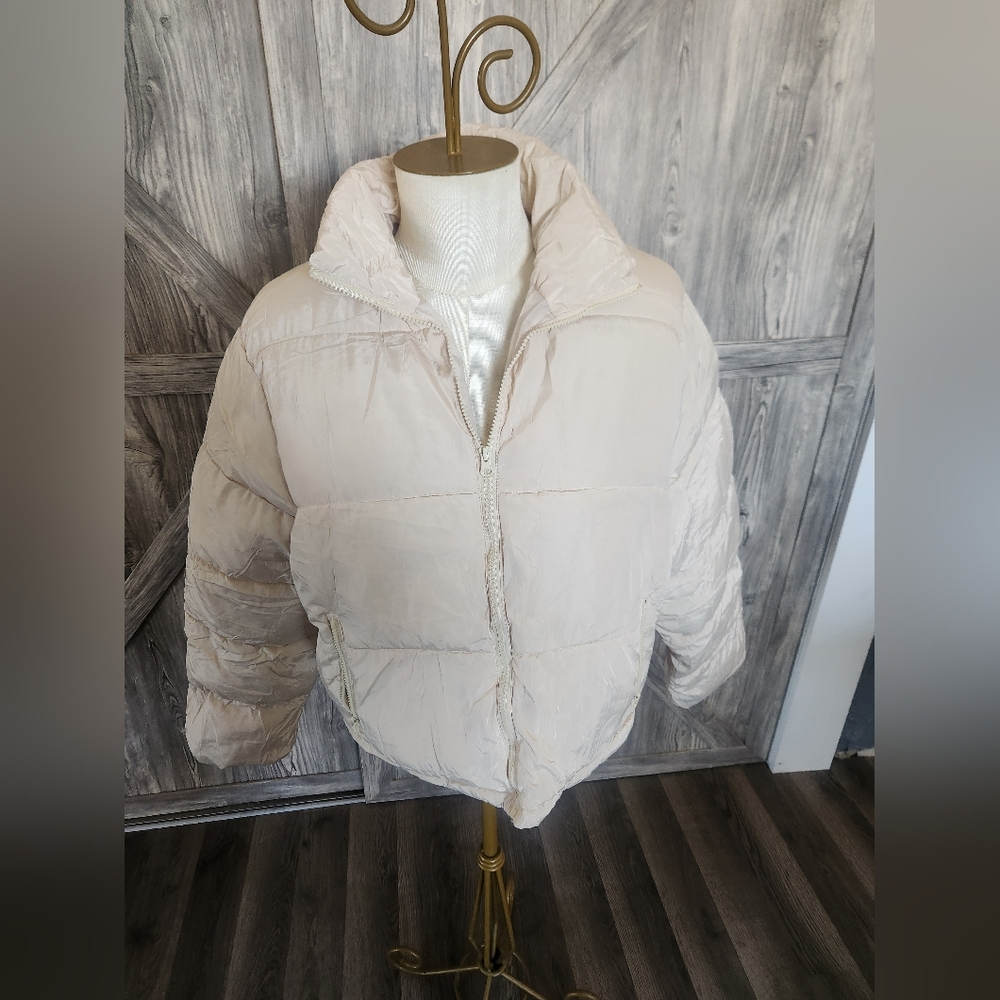 Hujoin Women's Cream Puffer Crop Jacket